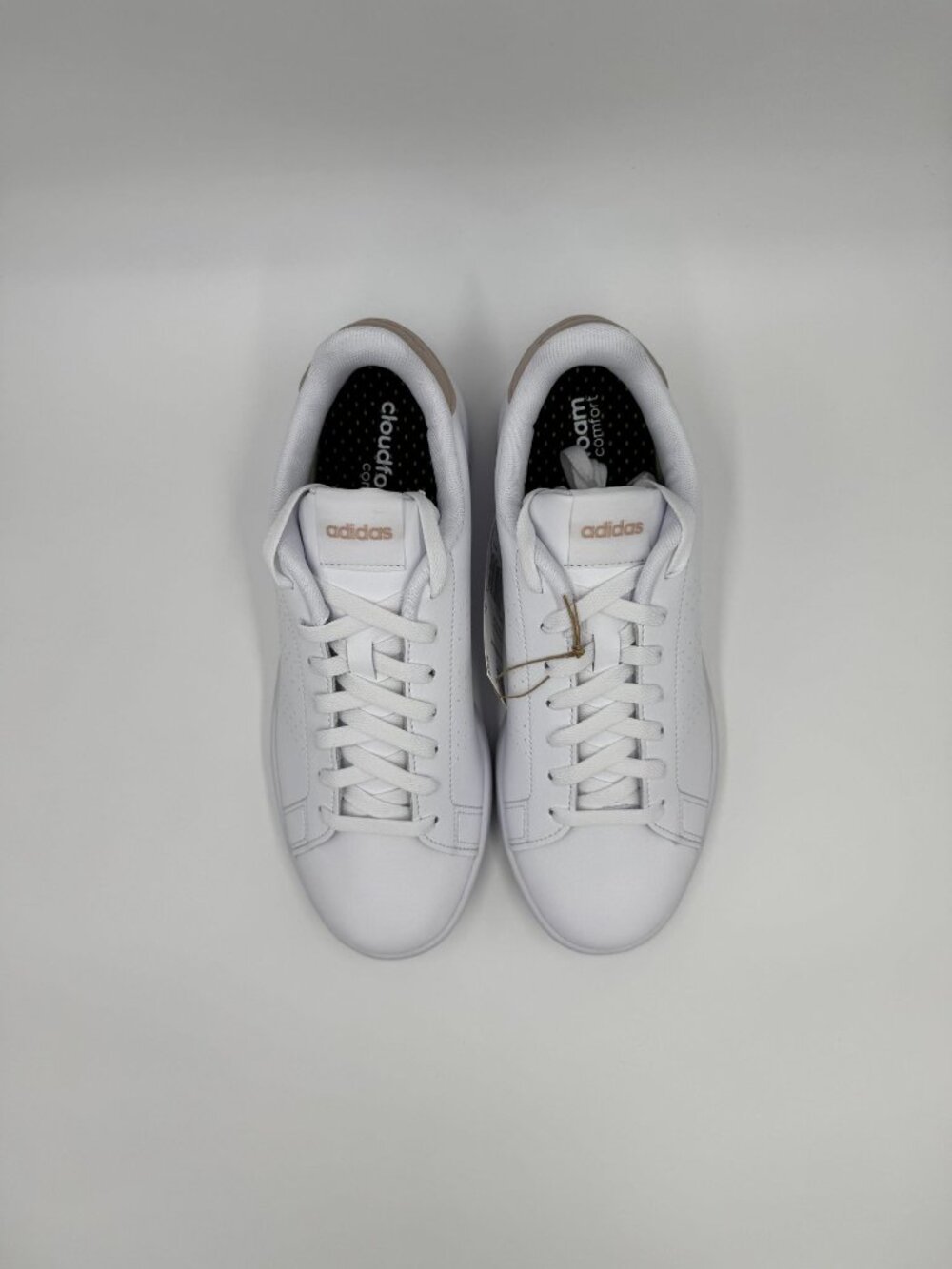 adidas Advantage White Womens Shoes - Picture 3 of 8